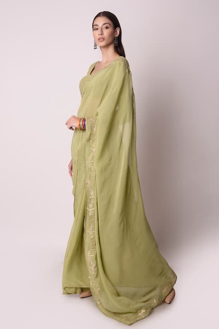Shwetanga_Green Ggt Gota Patti Scoop Neck Embroidered Saree With Blouse _Online_at_Aza_Fashions