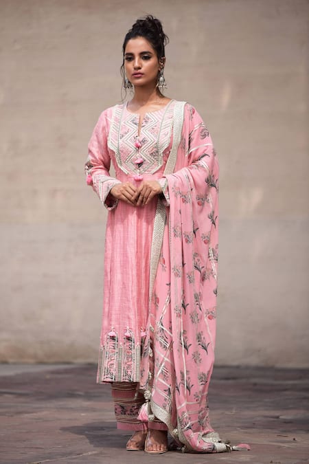 Simar Dugal Pink Chanderi Kurta Set  