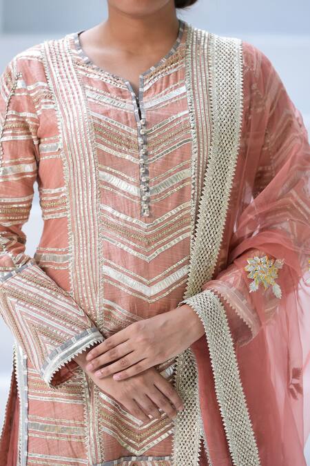 Buy_Simar Dugal_Peach Embroidered Kurta Set _Online_at_Aza_Fashions