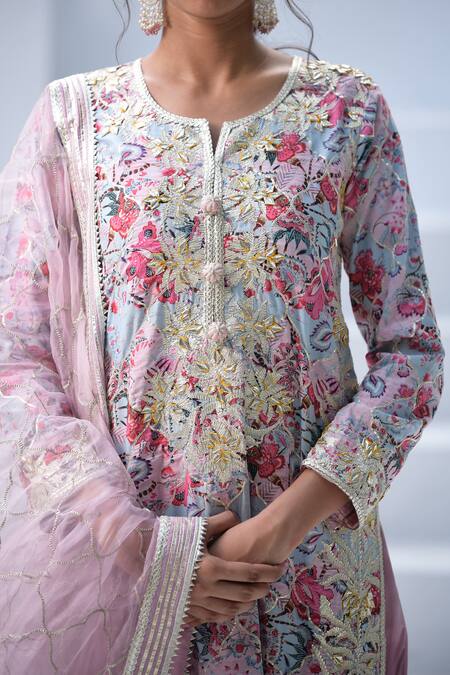 Simar Dugal_Pink Banarasi Patchwork Kurta Set  _Online_at_Aza_Fashions