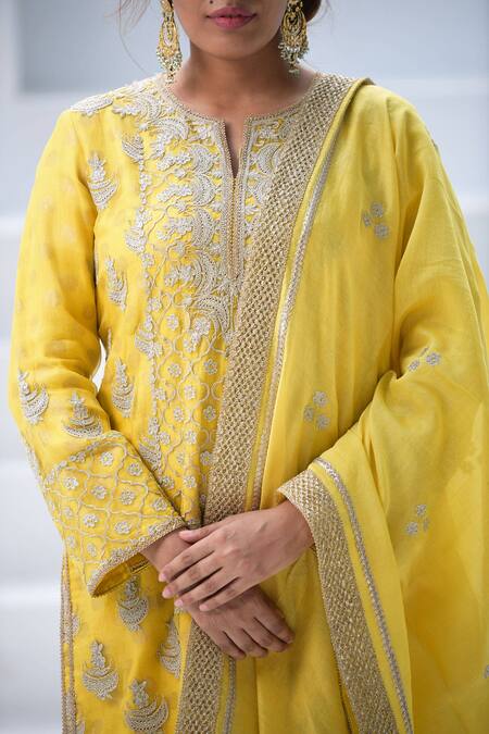 Simar Dugal_Yellow Embroidered Kurta Set _Online_at_Aza_Fashions