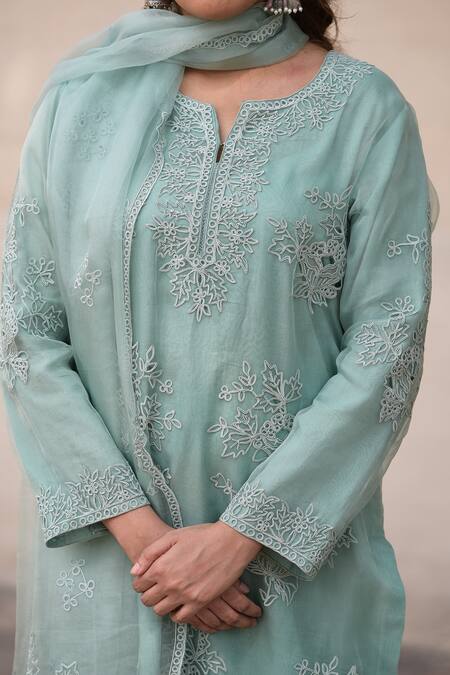 Simar Dugal_Blue Organza Embroidered Kurta Set  _Online_at_Aza_Fashions