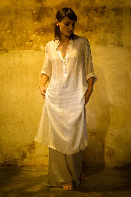 Stephany_White Cotton Silk V Neck Tunic  _Online_at_Aza_Fashions