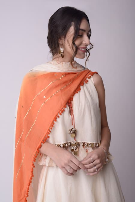 Buy_Shwetanga_White Organic Cotton Floral, Geometric, Bead, Metal Keyhole Printed Lehenga Set _Online_at_Aza_Fashions