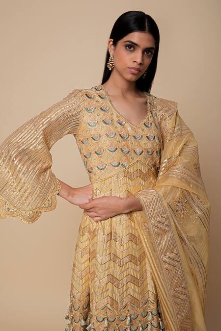 Simar Dugal_Yellow Chanderi Silk, Organza And Shantoon Thread, Zari & Kurta Sharara Set _Online_at_Aza_Fashions