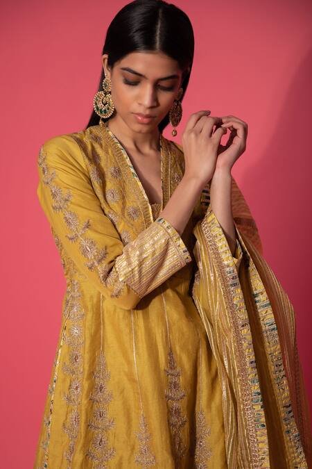 Buy_Simar Dugal_Yellow Chanderi, Organza And Cotton Voil Aari, Badla & Gota V Kurta Sharara Set _Online_at_Aza_Fashions