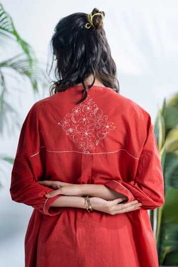 Pants And Pajamas_Red Cotton Embroidery Round Neck Claret Chikankari Shirt Tunic And Pant Set_Online_at_Aza_Fashions