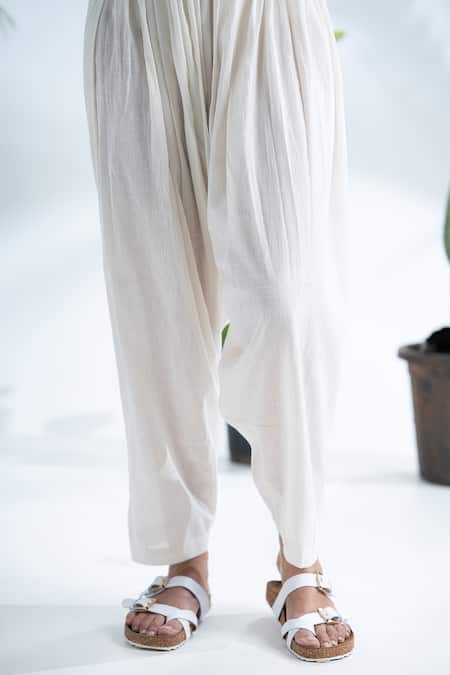 Pants And Pajamas Off White Handloom Cotton, Chanderi Embroidery Raatrani Handwoven Kurta Set at Aza Fashions Pants And Pajamas_Off White Handloom Cotton, Chanderi Embroidery Raatrani Handwoven Kurta Set _at_Aza_Fashions