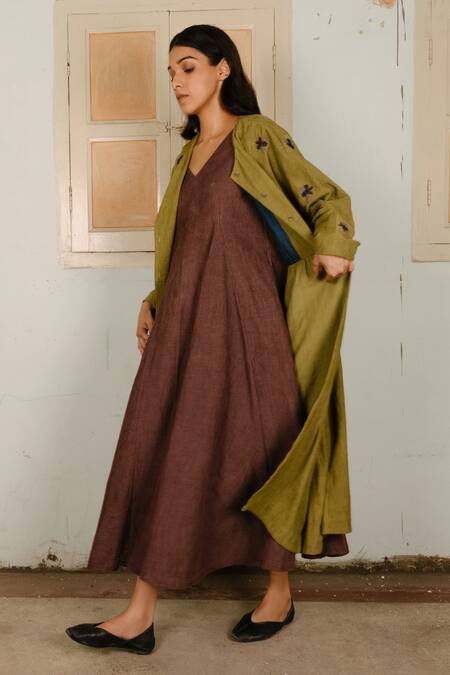 Shop Ayaka Green 100% Corduroy Lining 100% Embroidered Overlay Online at Aza Fashions Shop_Ayaka_Green 100% Corduroy Lining 100% Embroidered Overlay _Online_at_Aza_Fashions