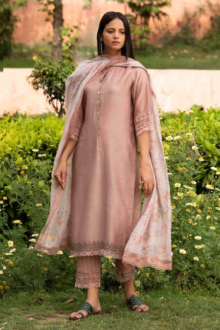 Priti Prashant Handwoven Kurta Set 