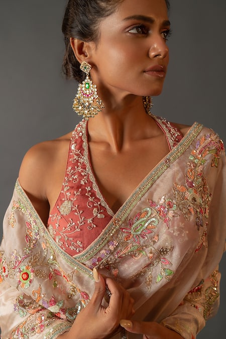 Buy Aangan By Parul Peach Organza Jaal Work Halter Neck Embroidered Saree And Blouse Set Online at Aza Fashions Buy_Aangan By Parul_Peach Organza Jaal Work Halter Neck Embroidered Saree And Blouse Set _Online_at_Aza_Fashions