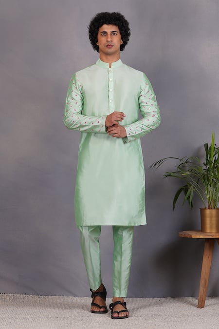 Eleven Brothers Sabz Aasteen Silk Kurta Set 