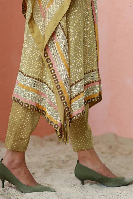 Shop Surbhi Gupta Green Jacket Georgette Inner Cotton Silk Printed And Pant Set Online at Aza Fashions Shop_Surbhi Gupta_Green Jacket Georgette Inner Cotton Silk Printed And Pant Set _Online_at_Aza_Fashions