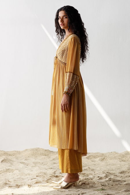 Surbhi Gupta_Yellow Kurta Georgette Trouser Cotton Silk Printed V And Pant Set  _Online_at_Aza_Fashions