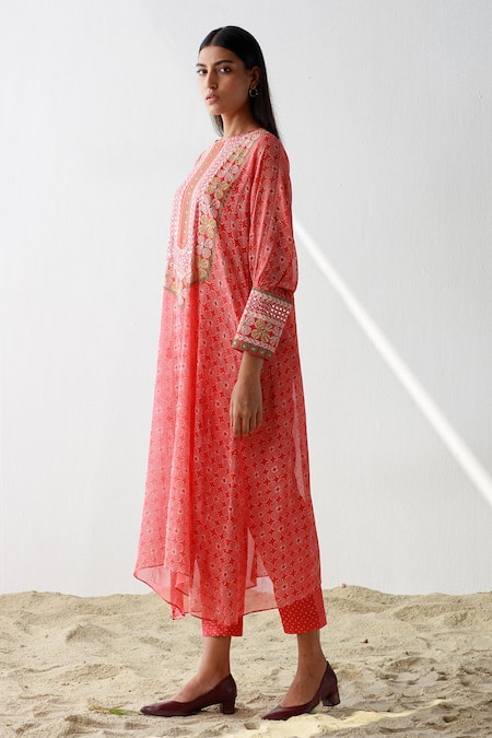 Surbhi Gupta Red Kurta Georgette Trouser Cotton Silk Inner Printed And Pant Set Online at Aza Fashions Surbhi Gupta_Red Kurta Georgette Trouser Cotton Silk Inner Printed And Pant Set _Online_at_Aza_Fashions