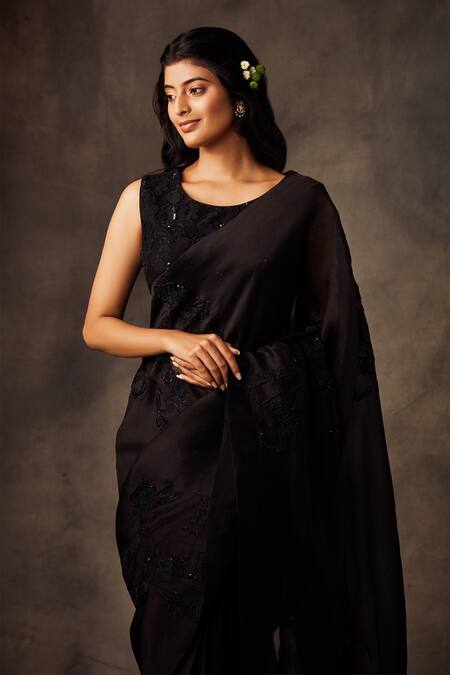 Buy Shilpi Gupta Black Silk Organza Embroidery Round Pre-draped Saree With Blouse Online at Aza Fashions Buy_Shilpi Gupta_Black Silk Organza Embroidery Round Pre-draped Saree With Blouse _Online_at_Aza_Fashions