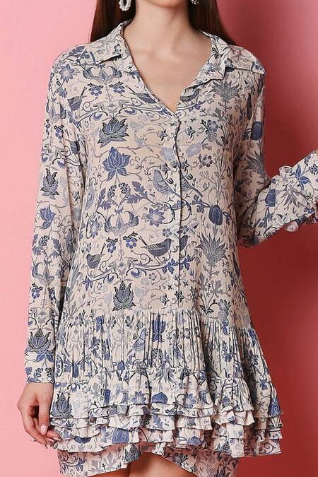 SAKSHI GIRRI_Blue Wrinkled Cotton Spread Collar Printed Shirt Dress_at_Aza_Fashions