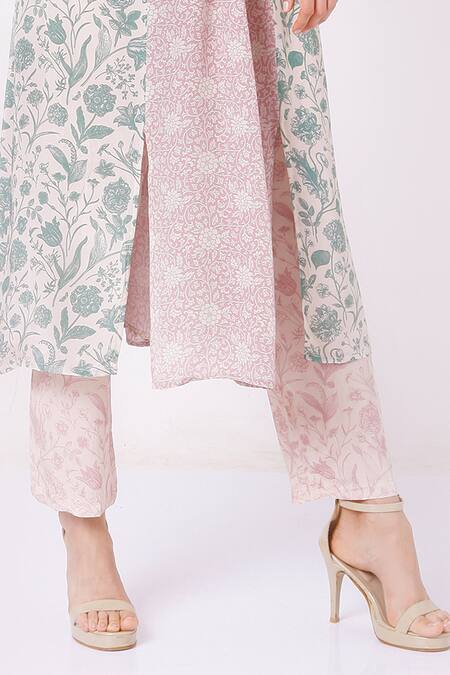 Shop_SAKSHI GIRRI_Green Crepe V Neck Printed Kurta And Pant Set_Online_at_Aza_Fashions