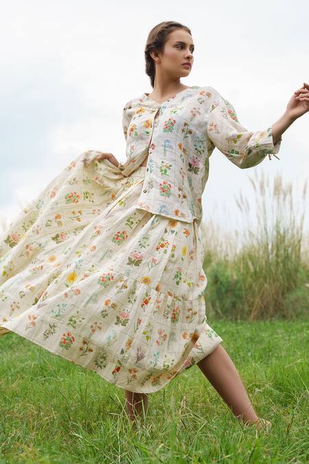 Buy Pozruh By Aiman White Pure Hemp V Neck Floral Printed Skirt Set Online at Aza Fashions Buy_Pozruh By Aiman_White Pure Hemp V Neck Floral Printed Skirt Set _Online_at_Aza_Fashions