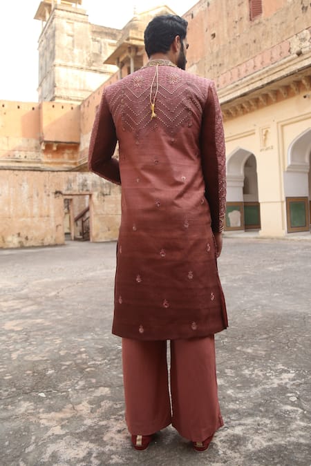 Soniya G Embroidered Sherwani Set 