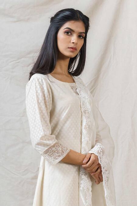 Naaz By Noor White Cotton, Organza, Silk Chanderi Embroidered Kurta Set Online at Aza Fashions Naaz By Noor_White Cotton, Organza, Silk Chanderi Embroidered Kurta Set_Online_at_Aza_Fashions