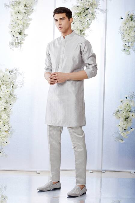 Seema Gujral Grey Raw Silk Embroidered Zari Work Kurta Set Online at Aza Fashions Seema Gujral_Grey Raw Silk Embroidered Zari Work Kurta Set _Online_at_Aza_Fashions