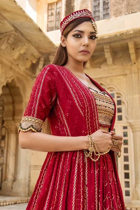 Shop_Soniya G_Red Lucknowi Chikankari Square Neck Cape Lehenga Set _Online_at_Aza_Fashions