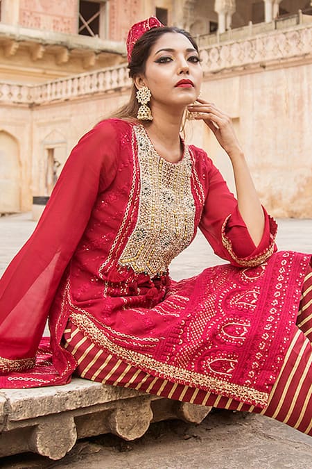Soniya G Red Lucknowi Chikankari Round Kurta Set Online at Aza Fashions Soniya G_Red Lucknowi Chikankari Round Kurta Set _Online_at_Aza_Fashions
