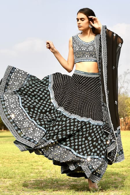 Surbhi Gupta Embroidered Lehenga Set 