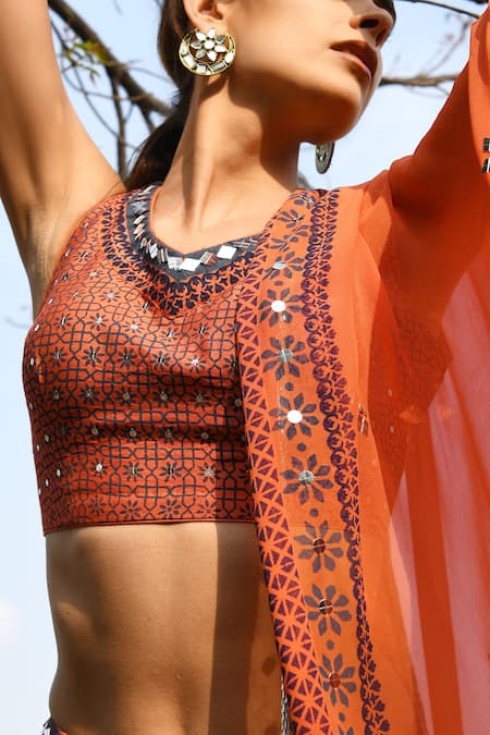 Buy_Surbhi Gupta_Peach Georgette V Neck Embroidered Lehenga Set _Online_at_Aza_Fashions