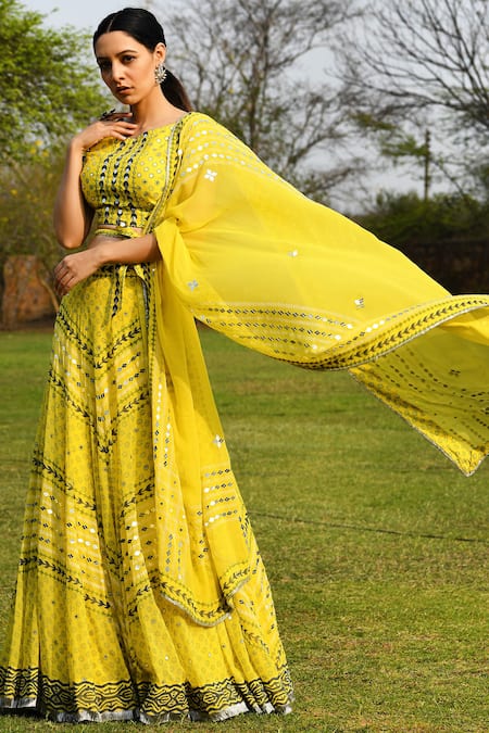 Surbhi Gupta Embroidered Lehenga Set 