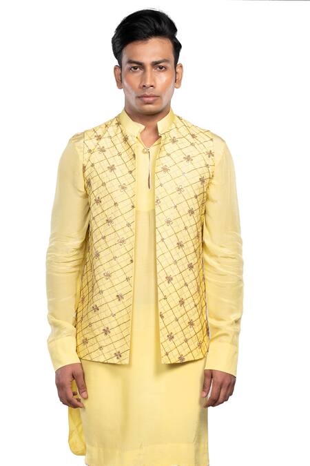 Buy_Debarun_Green Handloom , Tussar, Dola Silk Embroidered Bundi And Kurta Set _Online_at_Aza_Fashions