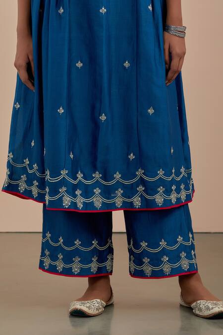 Shop Priya Chaudhary Blue Chanderi Silk Floral Notched Embroidered Kurta And Pant Set Online at Aza Fashions Shop_Priya Chaudhary_Blue Chanderi Silk Floral Notched Embroidered Kurta And Pant Set _Online_at_Aza_Fashions