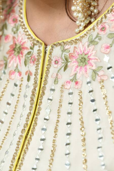 Shian_Yellow Georgette Thread And Mirror Round Floral Embroidered Sharara Set _Online_at_Aza_Fashions