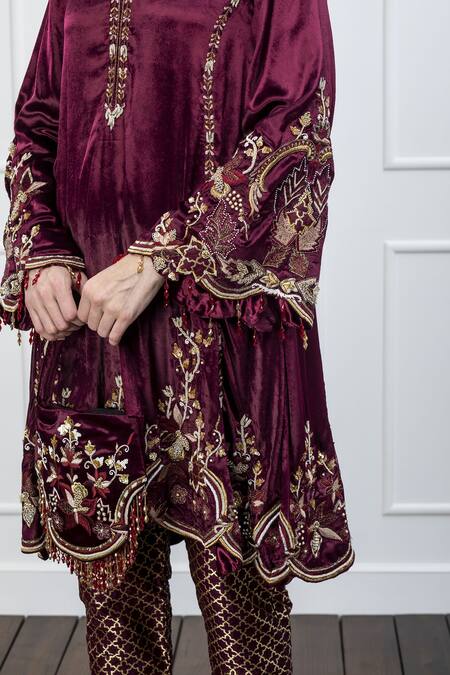 Shian Maroon Velvet, Brocade Zardozi V Neck Kurta And Pant Set at Aza Fashions Shian_Maroon Velvet, Brocade Zardozi V Neck Kurta And Pant Set _at_Aza_Fashions