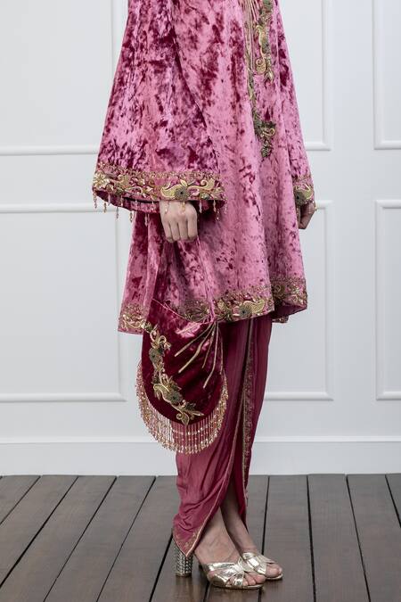 Buy Shian Pink Velvet, Crepe Zari V Neck Embroidered Kurta And Dhoti Pant Set Online at Aza Fashions Buy_Shian_Pink Velvet, Crepe Zari V Neck Embroidered Kurta And Dhoti Pant Set _Online_at_Aza_Fashions