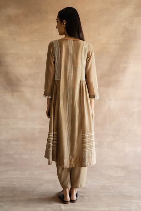 Shop_Swatti Kapoor_Beige Handwoven Chanderi Printed Block Round Shima Kurta _at_Aza_Fashions
