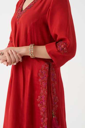 Rhua Red Dupatta Handwoven Tissue Chanderi, Kurta Habutai Shirin Embroidered Set at Aza Fashions Rhua_Red Dupatta Handwoven Tissue Chanderi, Kurta Habutai Shirin Embroidered Set _at_Aza_Fashions