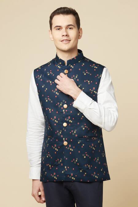 Buy_SPRING BREAK_White Cotton, Polyester Geometric Printed Bundi And Shirt Set _Online_at_Aza_Fashions
