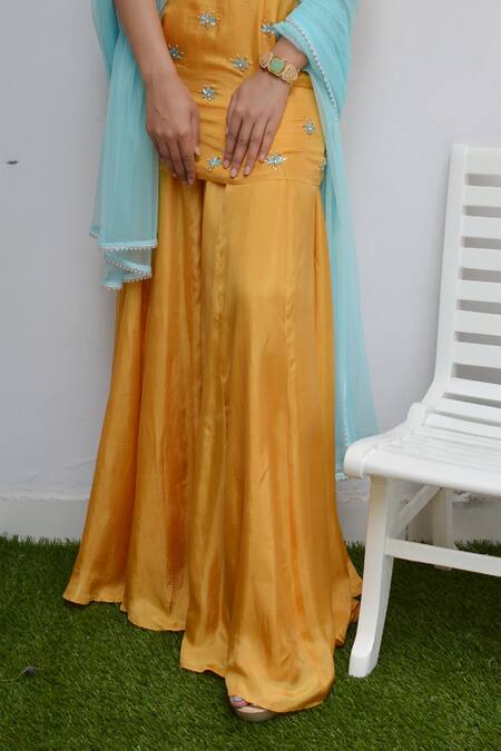 Shop_Parul Gandhi_Yellow Net, Habutai Silk Square Neck Embroidered Tunic Set _Online_at_Aza_Fashions