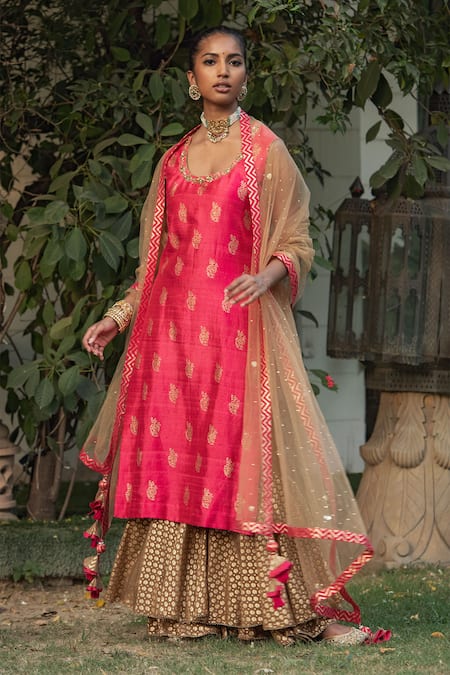 Nikasha Printed Kurta Set 