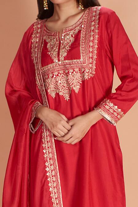Soha By Harleen And Sona Red Kurta And Palazzo Bamberg Dupattatabby Asra Embroidered Set Online at Aza Fashions Soha By Harleen And Sona_Red Kurta And Palazzo Bamberg Dupattatabby Asra Embroidered Set _Online_at_Aza_Fashions