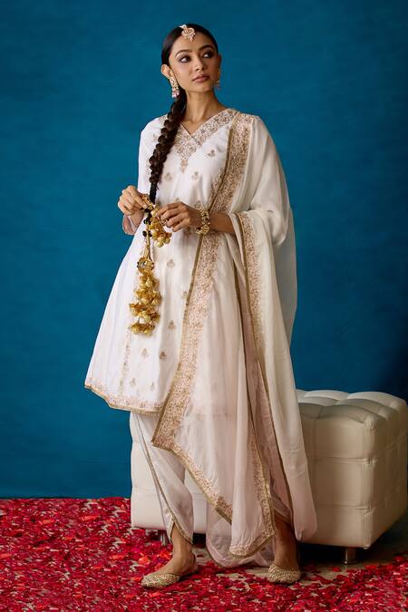 Soha By Harleen And Sona White Kurta Bamberg Silk Dhoti Pants- Satin Amaya Embroidered Set Online at Aza Fashions Soha By Harleen And Sona_White Kurta Bamberg Silk Dhoti Pants- Satin Amaya Embroidered Set _Online_at_Aza_Fashions