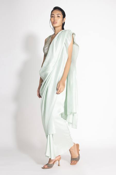 431-88 By Shweta Kapur_Green Silk, Cotton Sequins V-neck Masai Godet Pre-draped Saree With Blouse_Online_at_Aza_Fashions