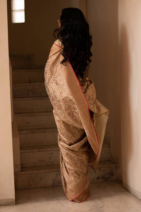 Shop_Priyanka Raajiv_White Silk Brocade Banarasi Woven Thread Saree  _at_Aza_Fashions