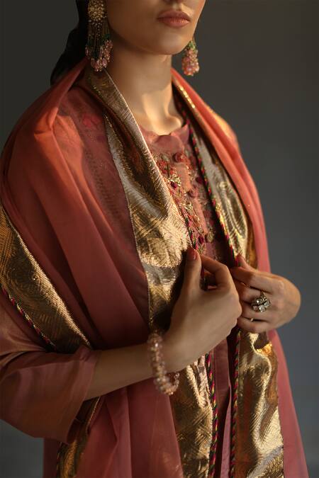 Shop_Begum_Peach Dupatta Organza, Kurta And Pant Silk Round Embroidered Set _Online_at_Aza_Fashions