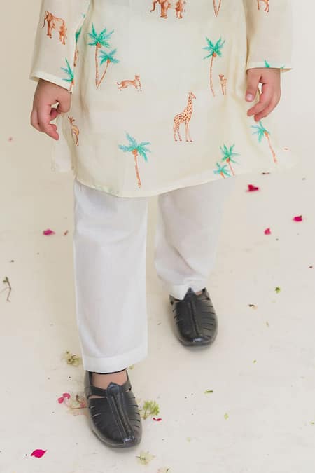 Buy_Mr Brat_Yellow Muslin Printed Kurta And Pant Set _Online_at_Aza_Fashions