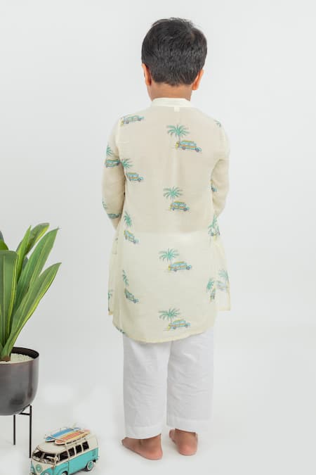 Shop_MR Brat_White Muslin Printed Kurta Set _at_Aza_Fashions