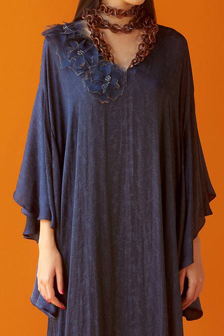 Sakshi Khetterpal Blue Textured Satin Modal V Neck Asymmetric Dress at Aza Fashions Sakshi Khetterpal_Blue Textured Satin Modal V Neck Asymmetric Dress _at_Aza_Fashions