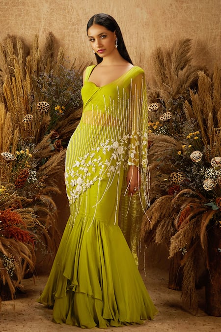 Shloka Khialani Green Net, Crepe Sweetheart Neck Layered Pre-draped Saree With Blouse Online at Aza Fashions Shloka Khialani_Green Net, Crepe Sweetheart Neck Layered Pre-draped Saree With Blouse _Online_at_Aza_Fashions